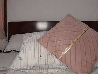 katyerave Live Webcam on CamSoda