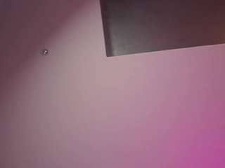 katyerave's CamSoda show and profile