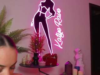 katyerave Live Webcam on CamSoda