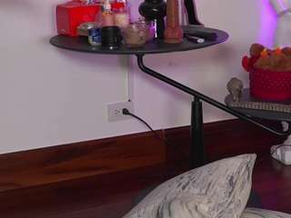 katyerave Live Webcam on CamSoda