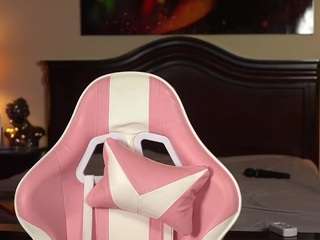 katyerave live webcam show