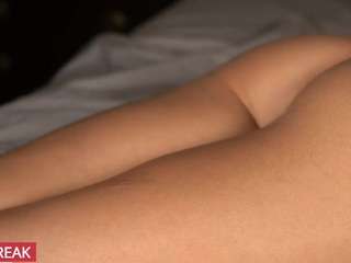Cumshow: Sweet vibes, a little mischief and romantic mood together tonight [830 tokens remaining]