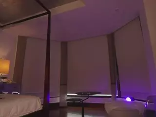 KatyeRave's Live Sex Cam Show