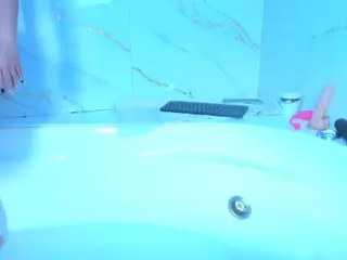 marthmaya's Live Sex Cam Show