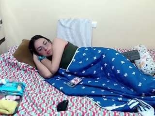 miss-adele webcam model