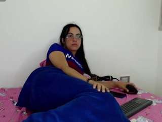 miss-adele live cam profile