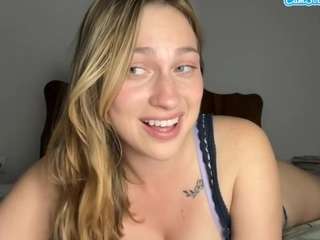 savvvannaxo's CamSoda show and profile