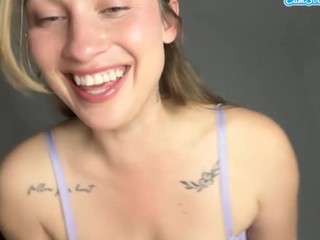 savvvannaxo Live Webcam on CamSoda