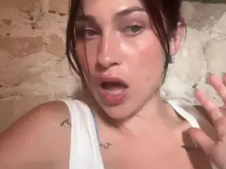 Savanna's Live Sex Cam Show