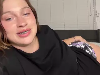 Savanna's Live Sex Cam Show