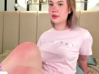 BeautyTrisha's Live Sex Cam Show