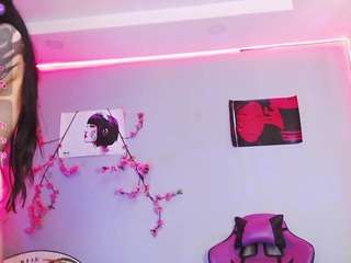 cati-petite webcam