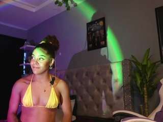 hanna-chris Live Webcam on CamSoda