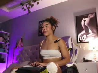 Hanna Chris's Live Sex Cam Show