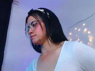 isa-maiden's CamSoda show and profile