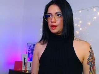 isa-maiden live webcam show