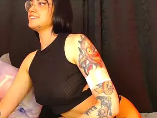 Sweet_Isa's Live Sex Cam Show