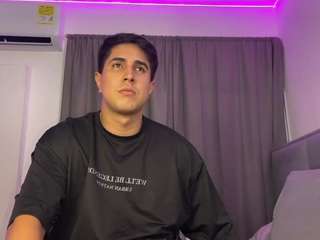 lexiie-gray from CamSoda is Freechat