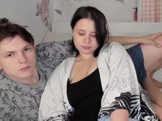 AliceDevon's Live Sex Cam Show