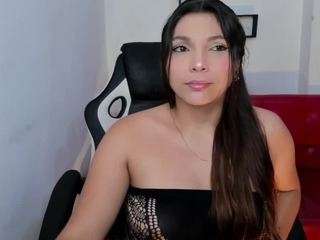 nora22xx Live Webcam on CamSoda