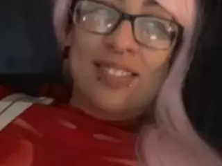 Izzygrawrr's Live Sex Cam Show