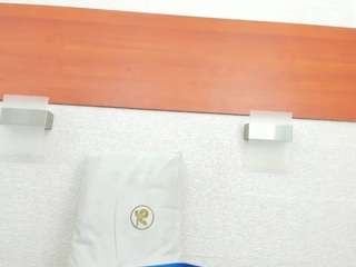 aliicee-green webcam model