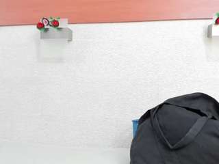 aliicee-green webcam