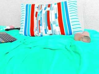 aliicee-green webcam