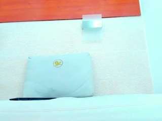 aliicee-green webcam