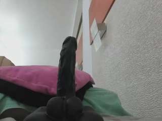aliicee-green live webcam show