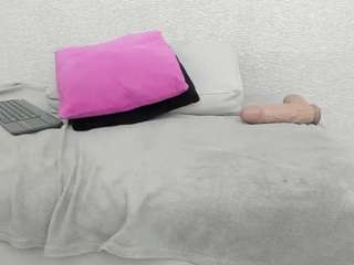 Aliicee-Green live webcam show