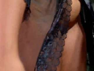 BLACK-ROSSE1