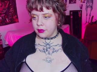 kenziesharik Live Webcam on CamSoda