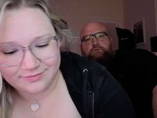 Live webcam model piggyrose on Soda Cams