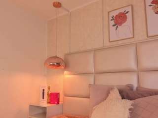 eva-beluccii Live Webcam on CamSoda