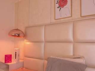 le modèle eva-beluccii est en webcam porno dans un show sur le site camsoda, il possède les tags suivants: ahegao,handjob,young-adult,twerk,toys,teen-18,tattoos,smoking,skinny,pov,normal,no drinking,amateur,japanese,lovense,fetish,blowjob,anal,ass-bouncing,ass-clapping