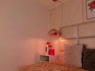 eva-beluccii live webcam show