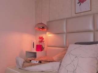Aily Yozuko live cam preview