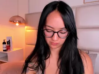 Aily Yozuko's Live Sex Cam Show