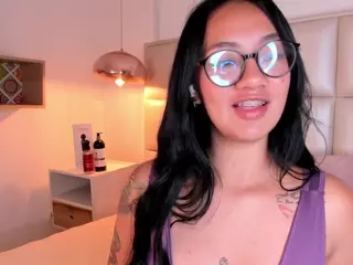 Aily Yozuko's Live Sex Cam Show