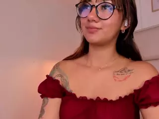 Aily Yozuko's Live Sex Cam Show