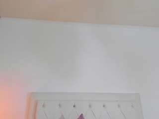 lizzafox's CamSoda show and profile