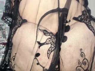 nahir-leon's CamSoda show and profile