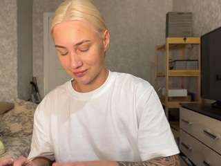 hotsweetbb's CamSoda show and profile