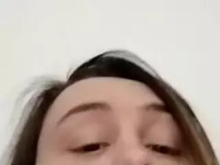 lillyiswet4u's Live Sex Cam Show