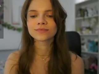 natashamiala's CamSoda show and profile