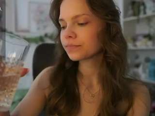 natashamiala live cam profile