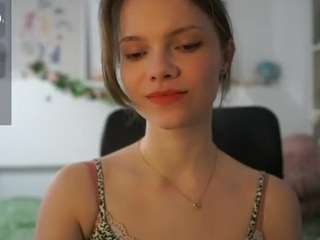 natashamiala's CamSoda show and profile