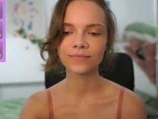 NatashaMiala live webcam show