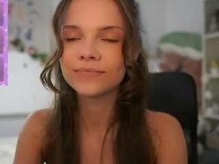 Natashamiala's cam show statistics and live stream